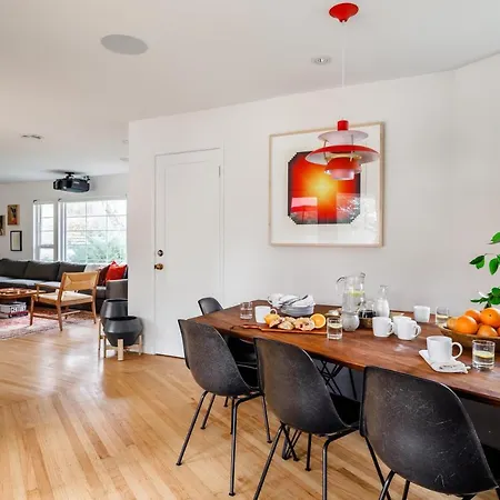Marquee - Modern Stylish Estate W Pool & Entertainers Courtyard-3