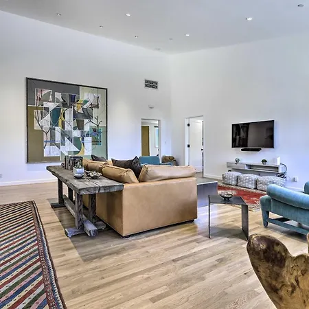 Contemporary Sonoma Abode With Private Hot Tub-2