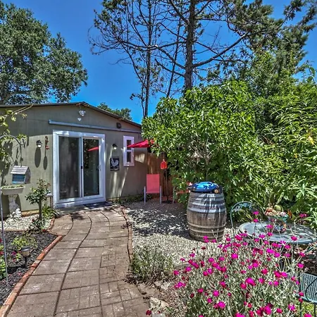 Dog-Friendly Wine Country Retreat Less Than 2 Mi To Plaza!-2